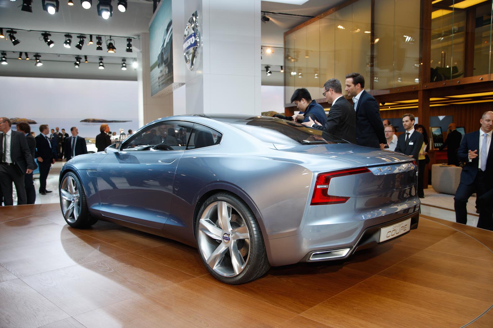 Volvo showcases Concept Coupe at Tokyo motor show - Image 2